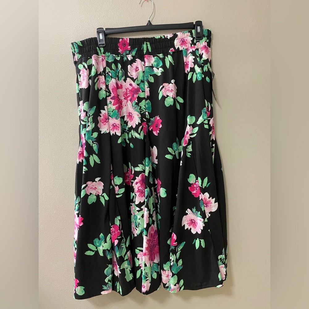 Floral long skirt 22-24 cottagecore trad wife boho plus size black pink
